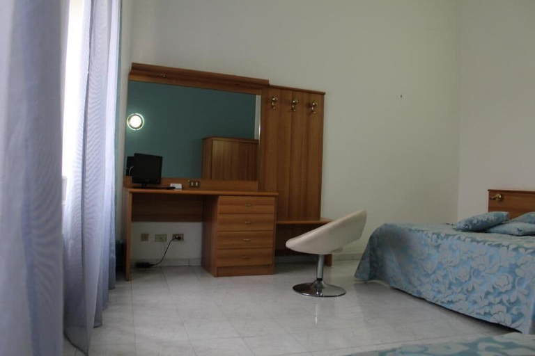 Bedroom 5, Hotel Santa Marta, Napoli