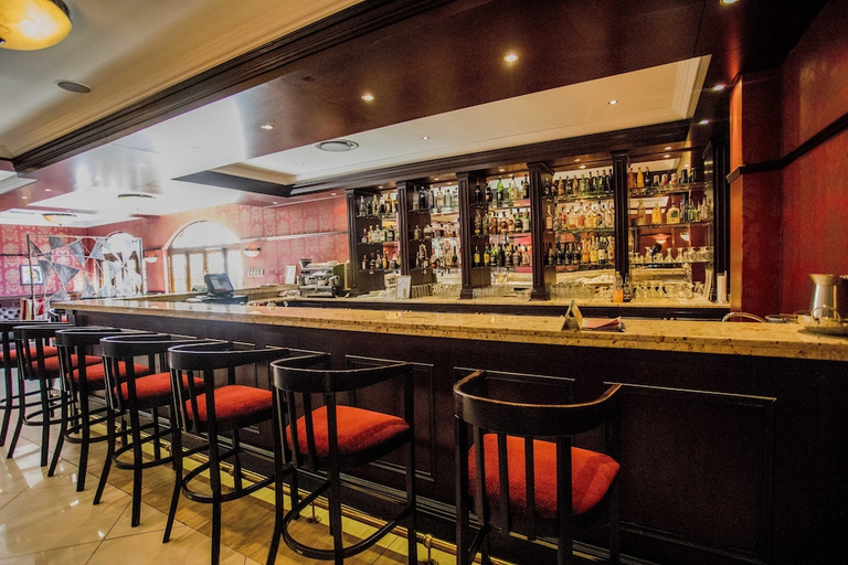 Food & Drinks 5, Sunbird Mount Soche Hotel, Blantyre City