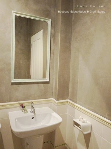 Bathroom, Lada House, Muang Lampang