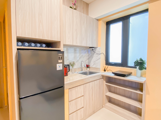 Others 4, Trendy 2BR at Meikarta Apartment By Travelio, Cikarang