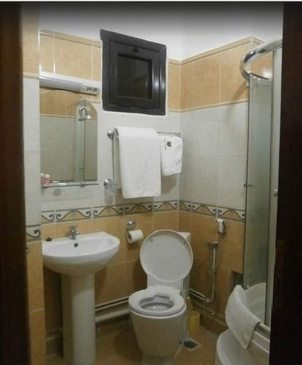 Bathroom, Majestic Annaba, Annaba