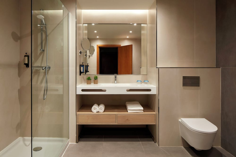 Bathroom 3, Dom Jose Beach Hotel, Loulé