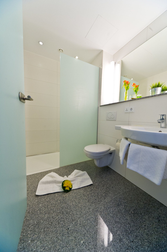 Bathroom 3, Neu Heidelberg - Hotel & Apartments, Heidelberg