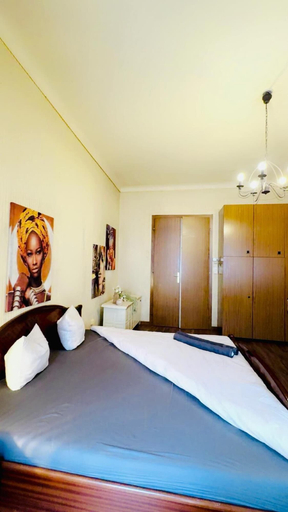 Room 5, 2BR Apartment for 5 Near Stadthalle, Wien