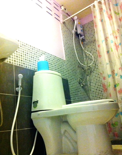 Bathroom 4, SidaRe Bed and Breakfast, Huai Kwang