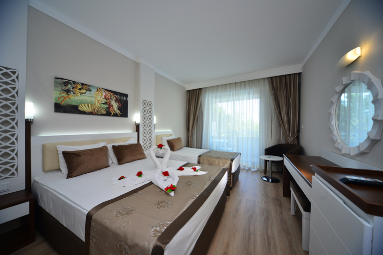 Bedroom 3, Linda Resort Hotel, Manavgat