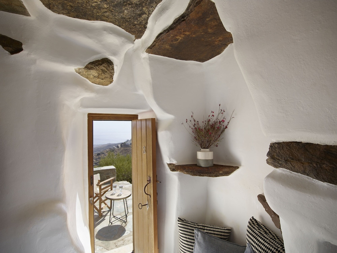 Others 5, Aeolis Tinos Suites, South Aegean