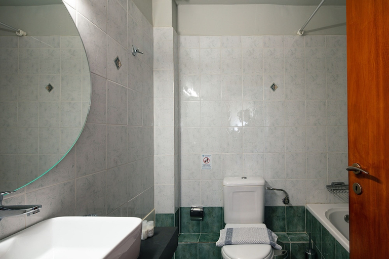 Bathroom 3, Anthos Appartements, Crete