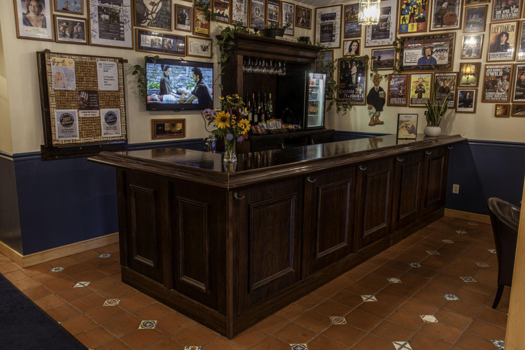 Public Area 2, La Tourelle Inn & Spa, Tompkins