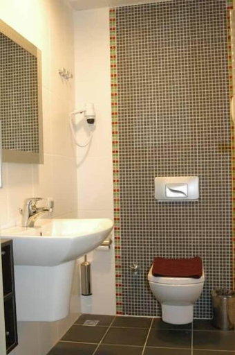 Bathroom 5, Blue Bay Platinum Hotel, Marmaris