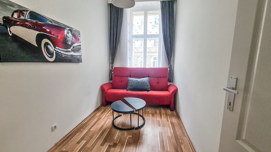 View from room 2, Modern 3BR Apartment Near Stadthalle, Wien