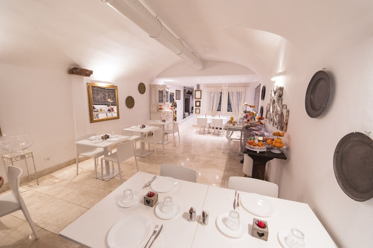 Food & Drinks 5, Academia Residence, Bergamo