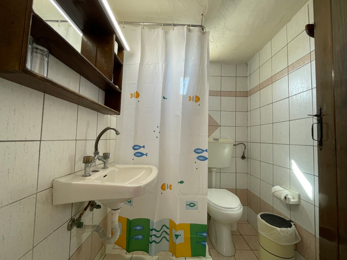 Bathroom 5, Arolithos Traditional Cretan Village, Crete