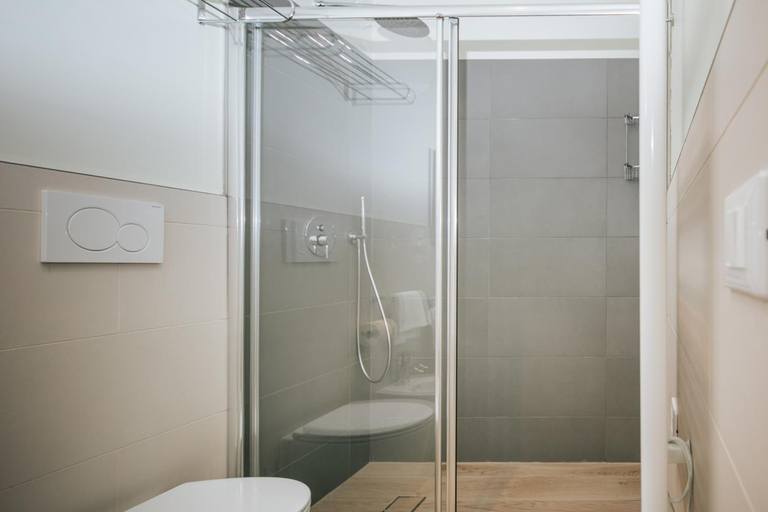 Bathroom 5, Aparthotel Touring, Gorizia
