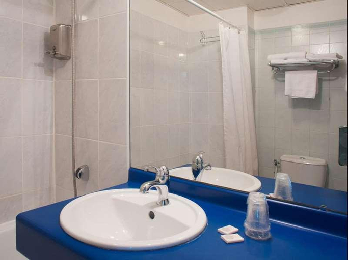 Bathroom 4, Hotel Esprit d`Azur, Alpes-Maritimes