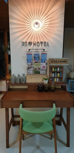 Food & Drinks 4, J2 Hotel, Mae Sot