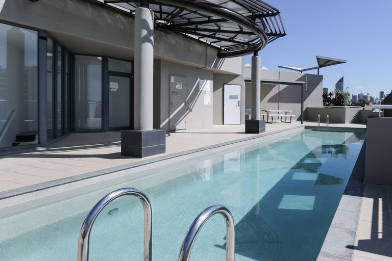 Sport & Beauty 4, Gabba Central Apartments, Brisbane