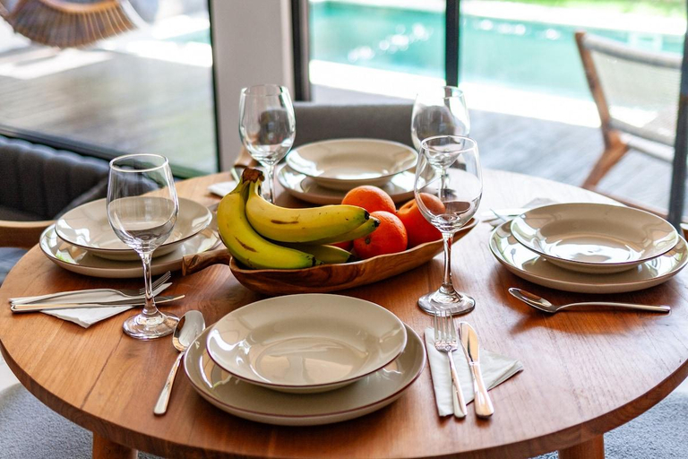Food & Drinks 5, Time Out Villa - 2BR Villa in Kerobokan, Badung
