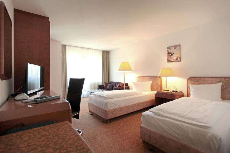 Bedroom 3, Hotel Flora Stuttgart - Mohringen, Stuttgart