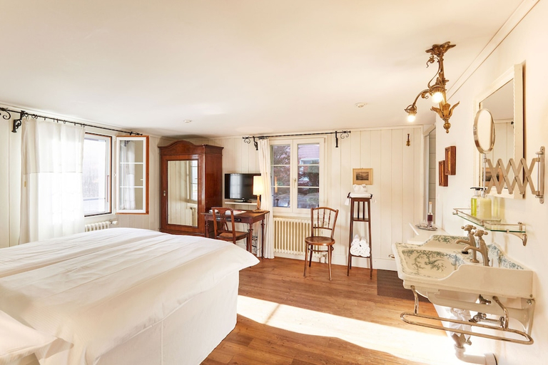 Bedroom 3, Boutique Hotel Schluessel, Nidwalden