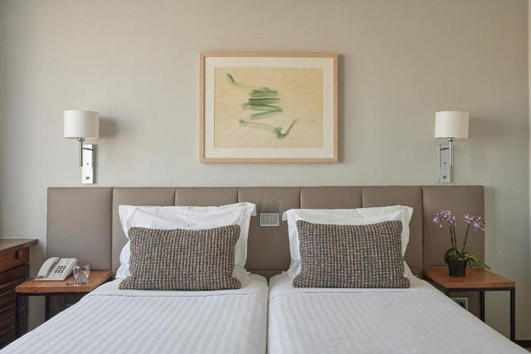 Bedroom 2, Hotel Dom Carlos Park, Lisbon