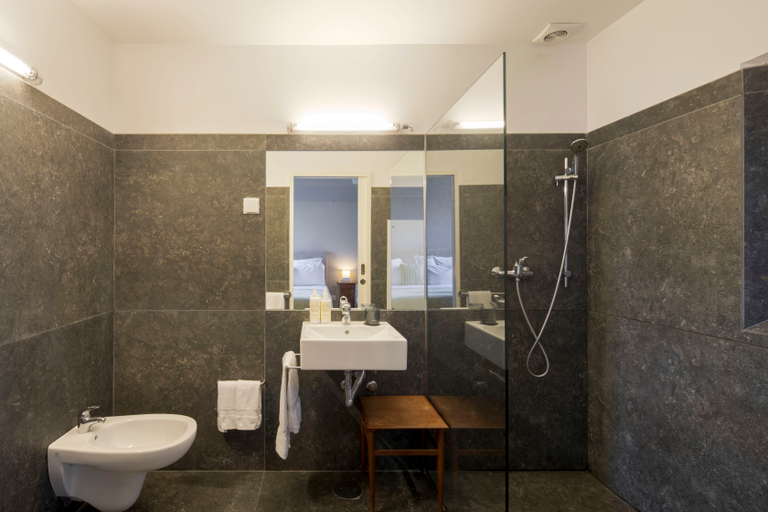 Bathroom 3, Condes de Azevedo Palace, Porto