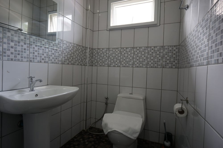 Bathroom 3, Baan Penny, Phra Nakhon Si Ayutthaya