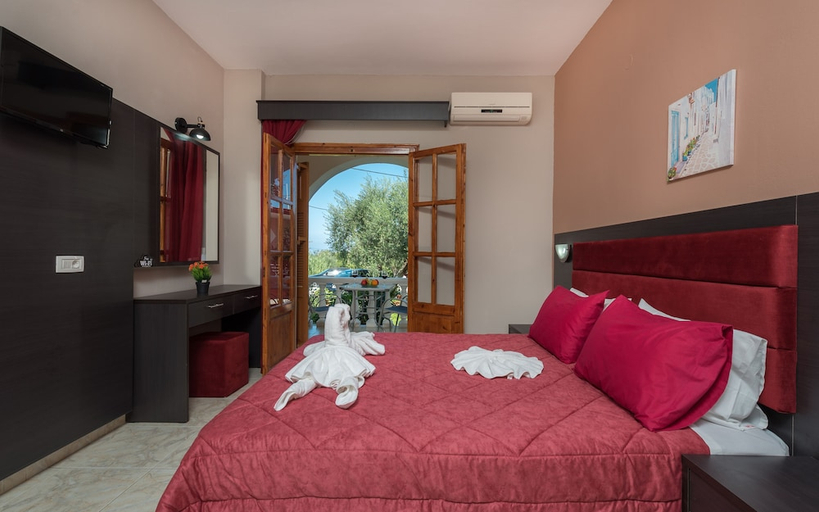 Bedroom 2, Pansion Mary Studios, Ionian Islands