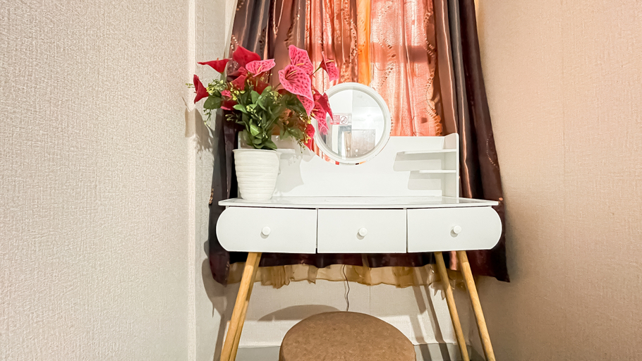 Others 2, Modern Chic Studio at Transpark Cibubur Apartment By Travelio, Depok
