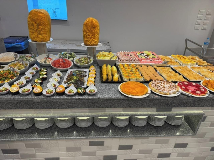 Restaurant 5, Elite Sea Sky Hotel, Al-Ghurdaqah