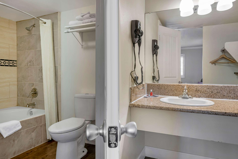 Bathroom 5, Econo Lodge Moreno Valley, Riverside