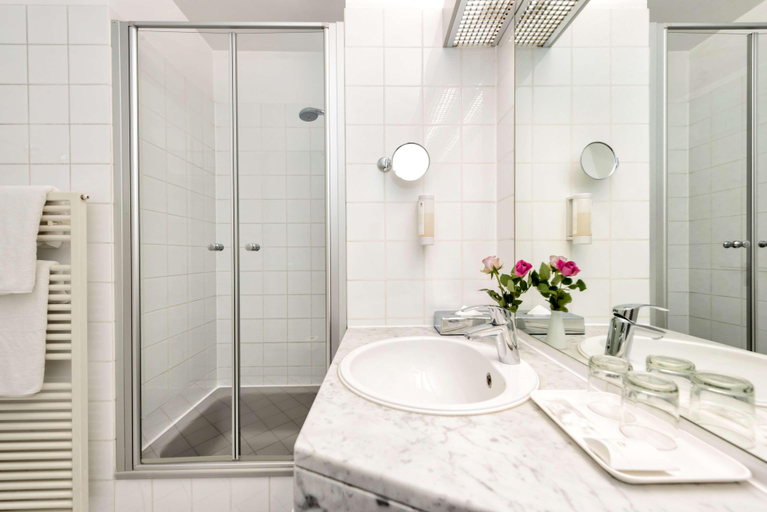Bathroom 3, Hotel Sindelfingen City, Böblingen
