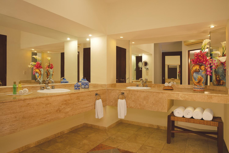 Bathroom 5, Dreams Huatulco Resort & Spa - All Inclusive, Dist. Pochutla