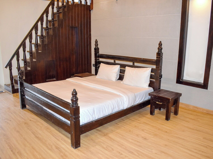 Room 5, Amaris Greens Resort, Nainital