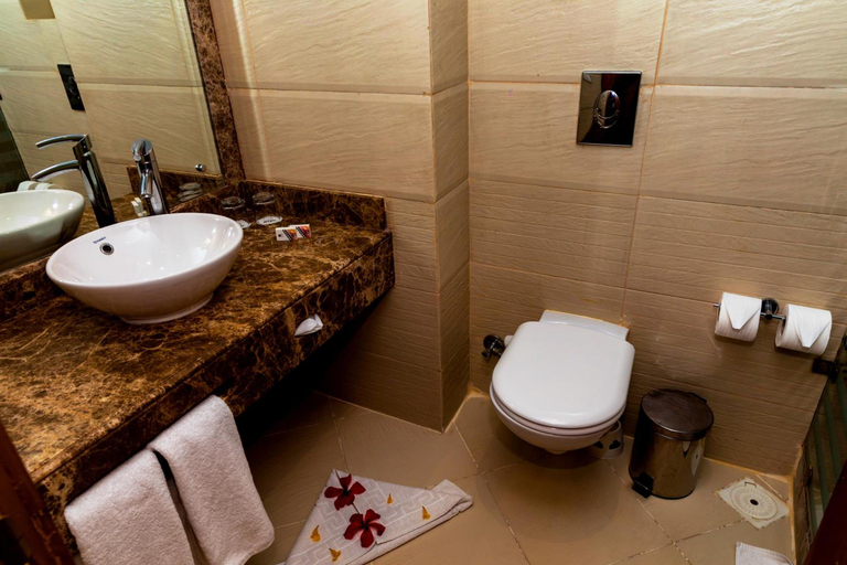 Bathroom 4, Golden Beach Resort, Al-Ghurdaqah