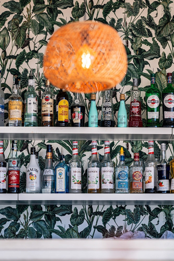 Food & Drinks 5, CALIFORNIA by Aycon - Adults Only