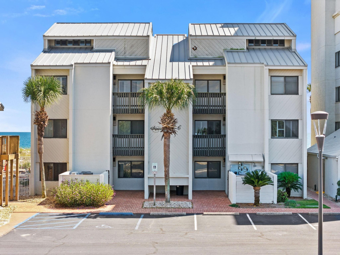 Exterior & Views 2, Shipwatch A101, Escambia