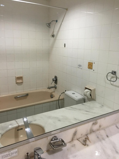 Bathroom 3, Hotel Hsiang Garden, Sandakan