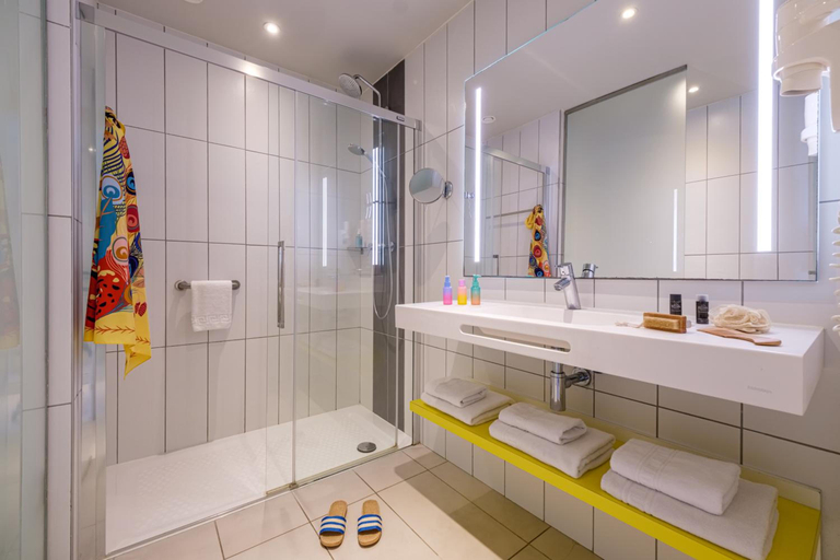 Bathroom 5, Estival El Dorado Resort, Tarragona