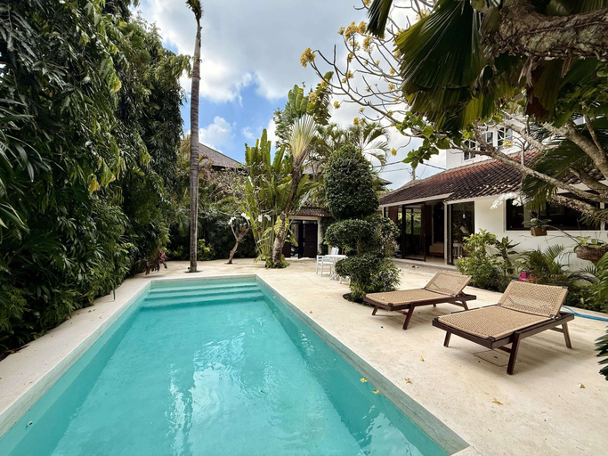 Room 2, White Orchid Villa Seminyak, Badung
