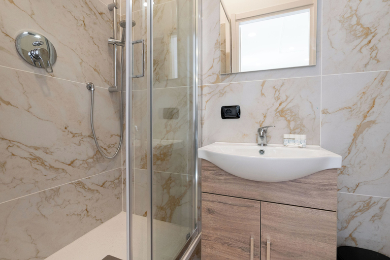 Bathroom 4, San Giovanni Boutique Suites, Rome