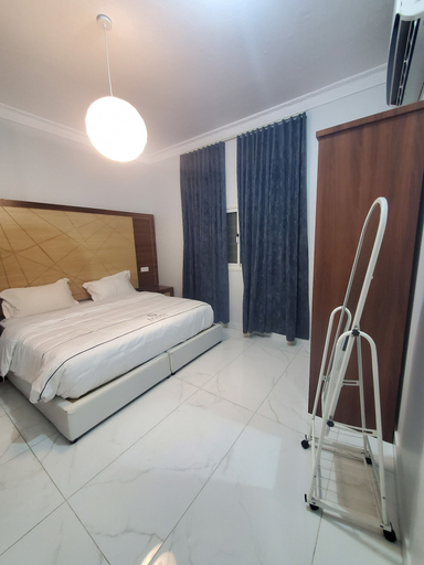 Room 5, Rehana Hotel