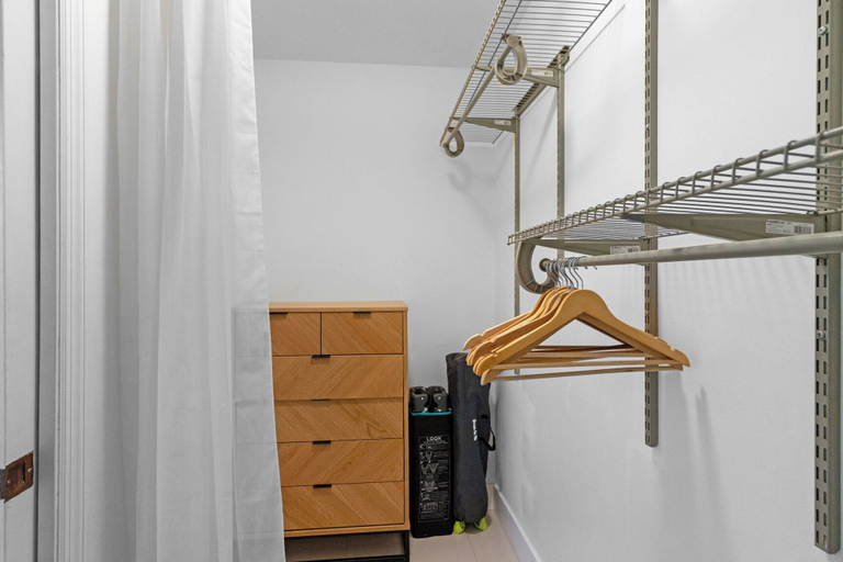 Room 3, 7BD Downtown Oasis Pool, Miami-Dade