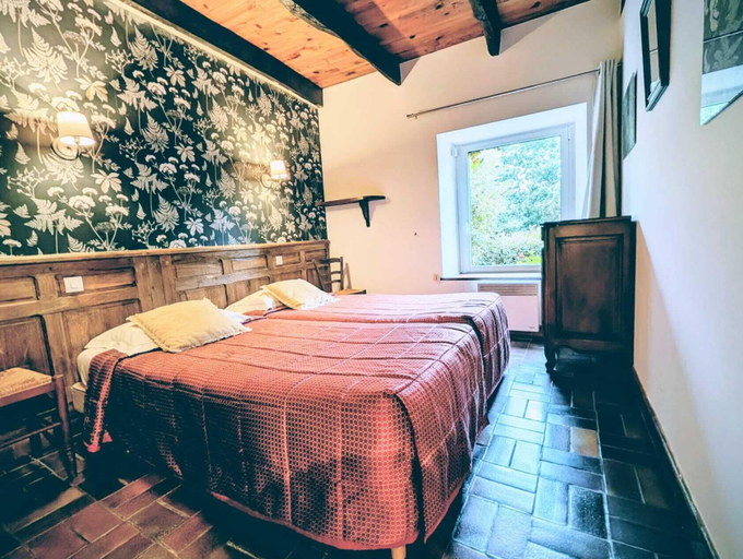 Bedroom 2, Domaine le Puits de Jeanne, Finistère