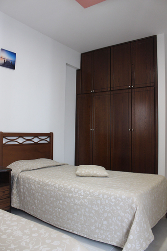 Bedroom 4, Petsas Apartments