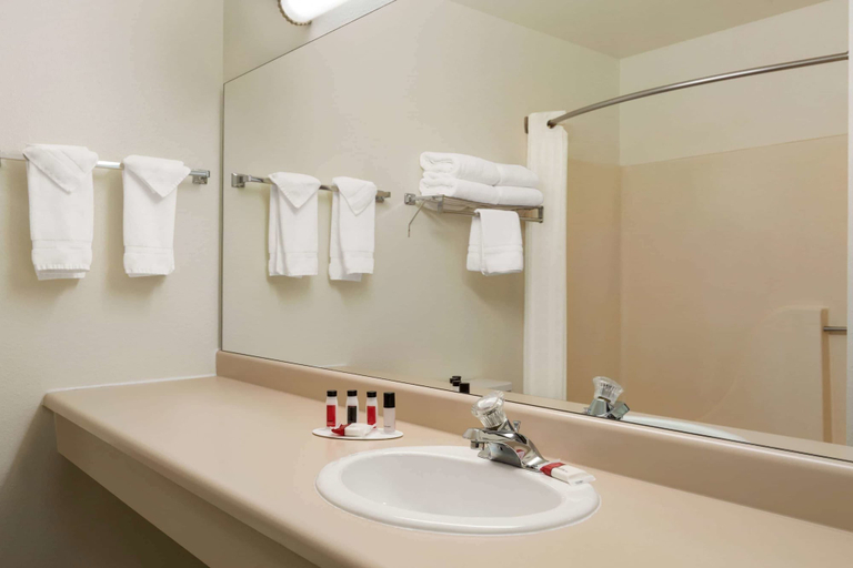Bathroom 3, Baymont By Wyndham Whitefish, Flathead