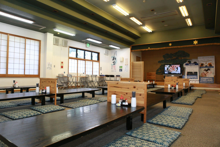 Others 5, Hotel Star Land, Tsuru