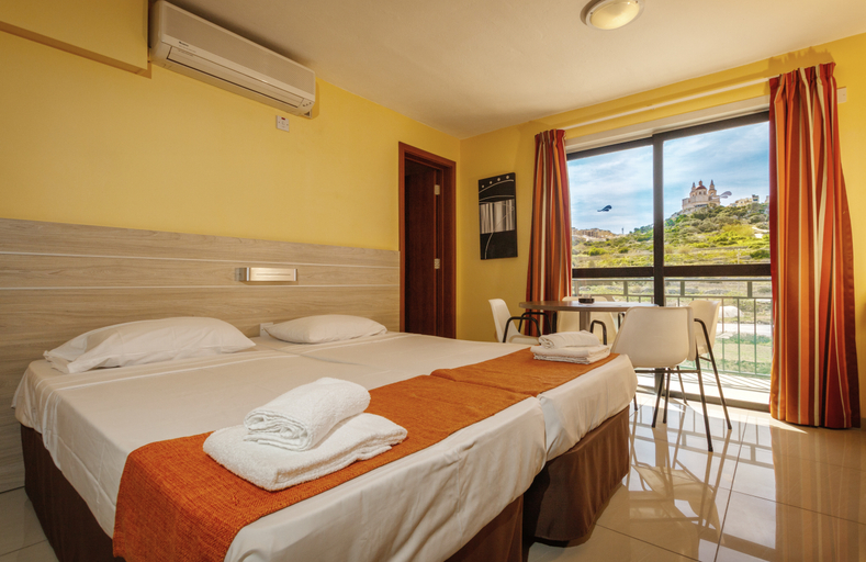 Bedroom 2, Luna Holiday Complex