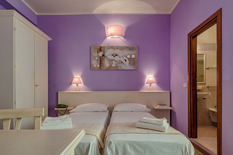 Room 4, Hotel Plaza Gabicce Mare, Pesaro E Urbino