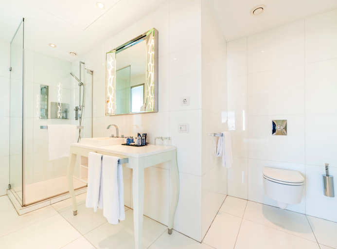 Bathroom 4, Hotel Palma Avenidas, Baleares